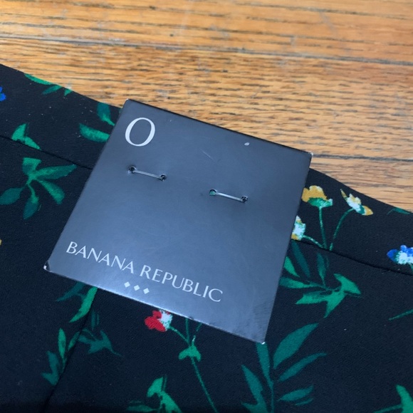 Banana Republic Skirt - Picture 3 of 4